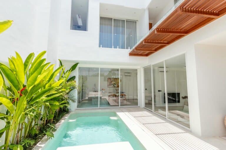 fully furnished 2 bedroom villa for sale leasehold in tumbak bayuh be 324 (14)