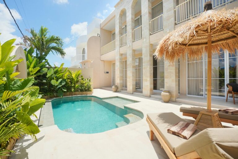 elegant 3 bedroom villa in canggu berawa for sale leasehold be 572 (10)