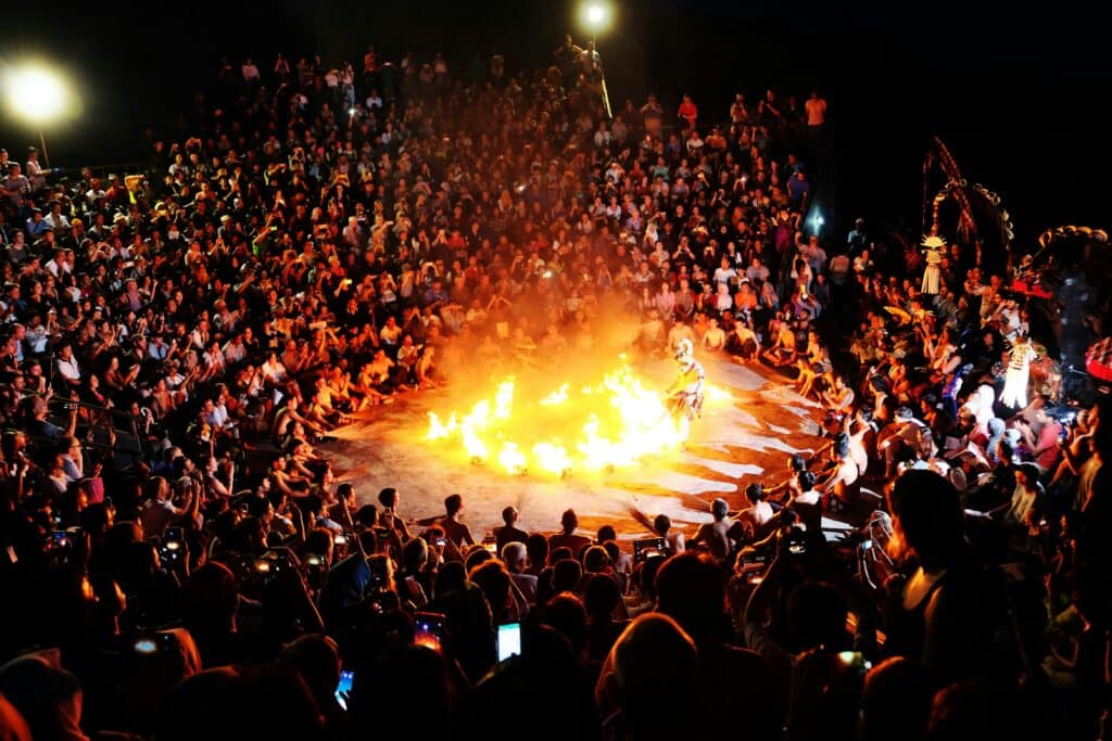 kecak dance uluwatu