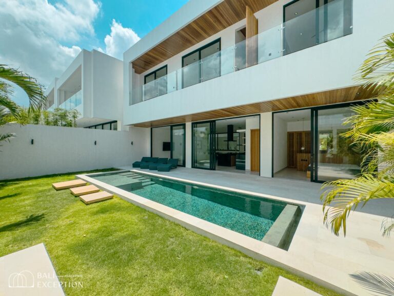 elegant 4 bedroom villa for sale leasehold near tumbak bayuh beach be 896 new (35)