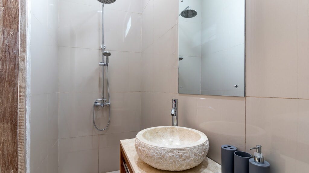 28 mas 3 bathroom 3