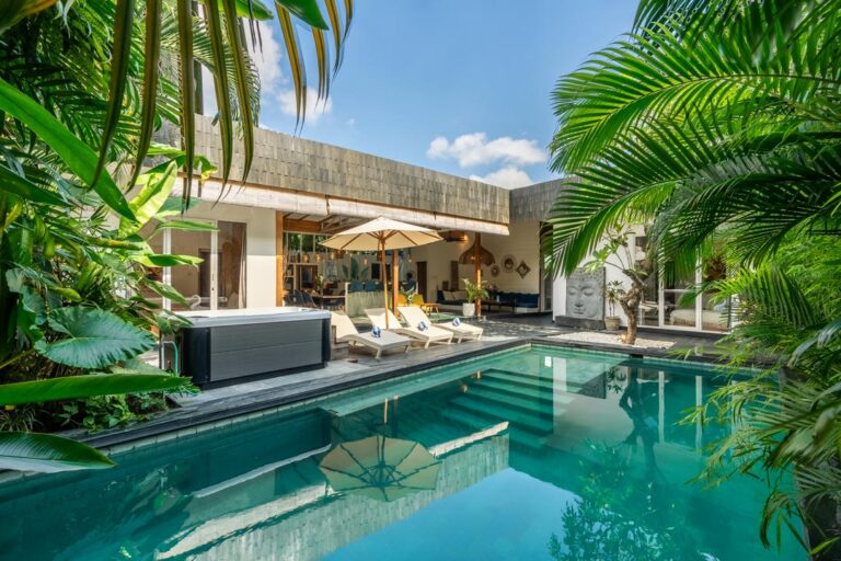 modern tropical 3 bedroom villa for sale leasehold in canggu be 1364 new pic (35)