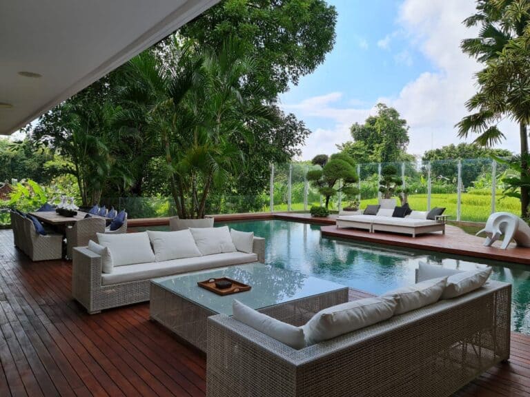 ricefield view 4 bedroom villa for sale leasehold in kerobokan be 1391 (32)